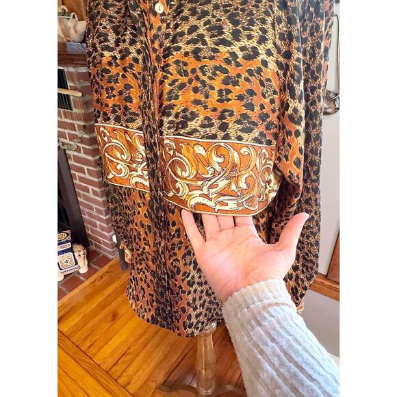 Vintage 1980’s Leopard Print Blouse Button Up - Picture 6 of 9